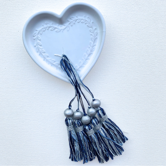 Load image into Gallery viewer, Tassels - Set of 5

