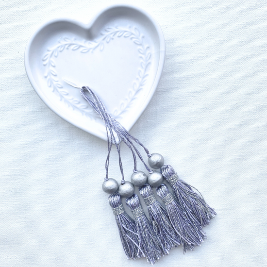 Load image into Gallery viewer, Tassels - Set of 5
