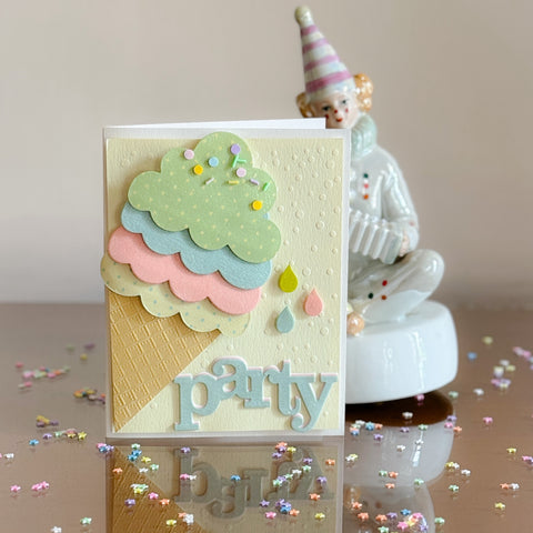 PARTY - Ice cream Cone Card