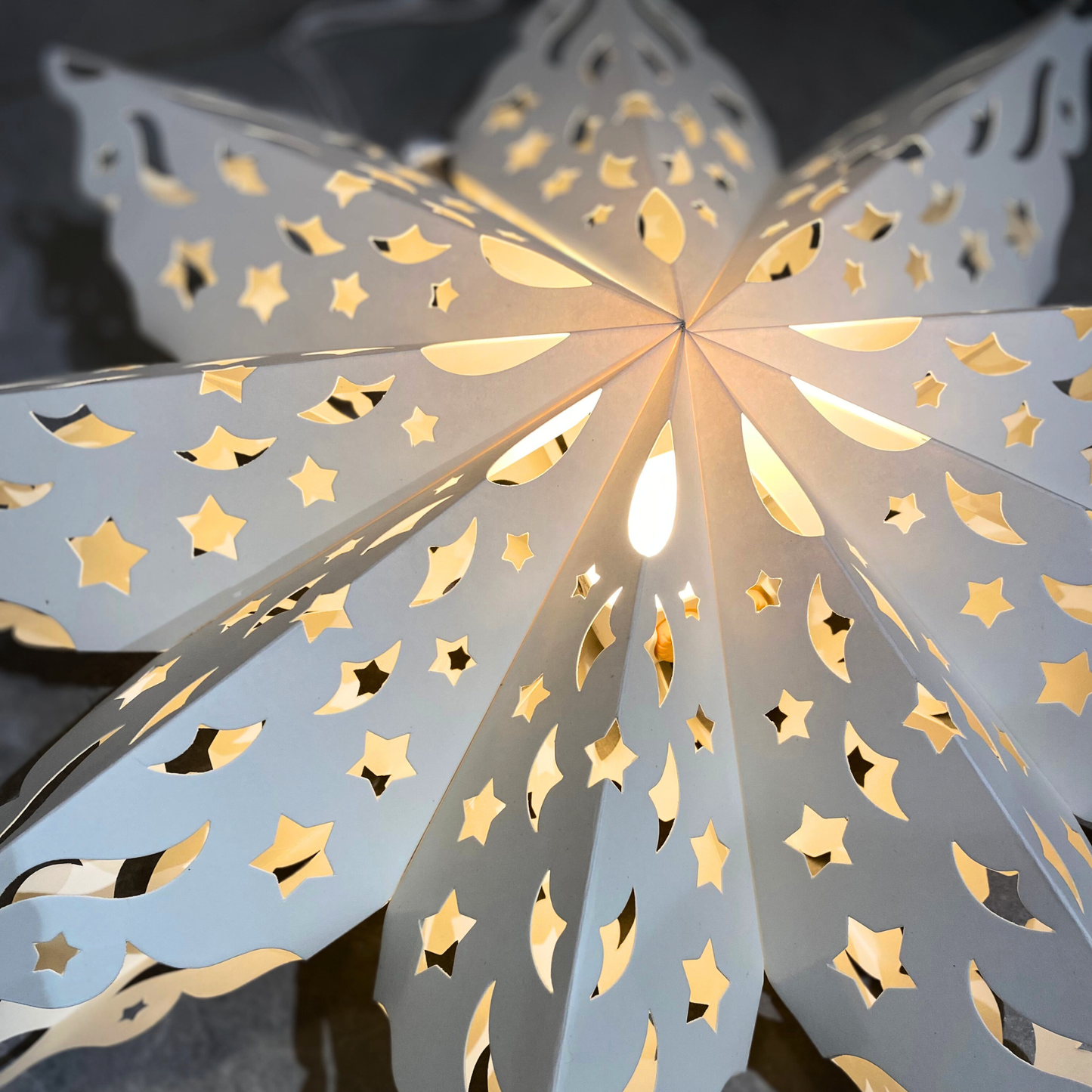 White Paper Star (Medium)
