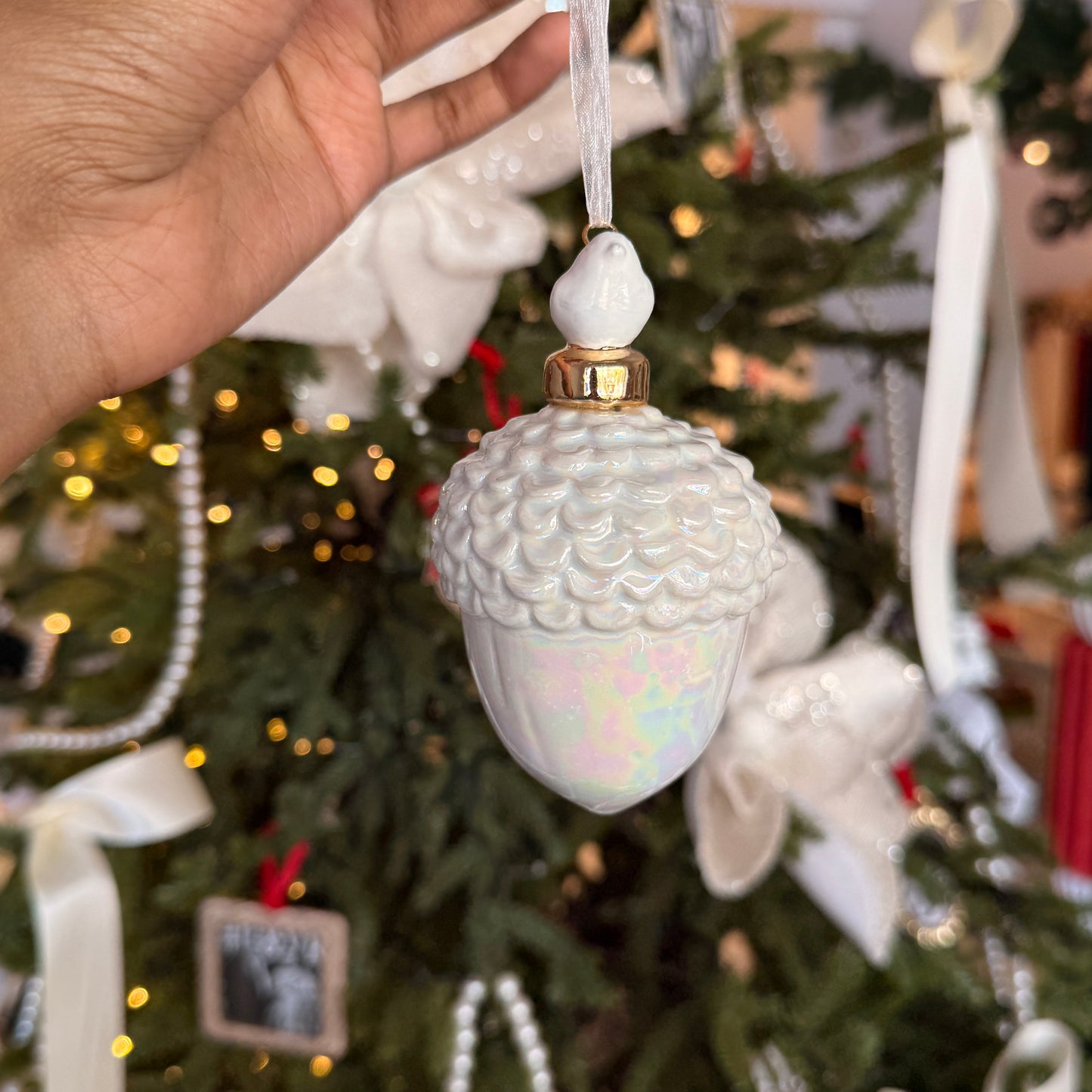 Lustere Christmas Ornaments