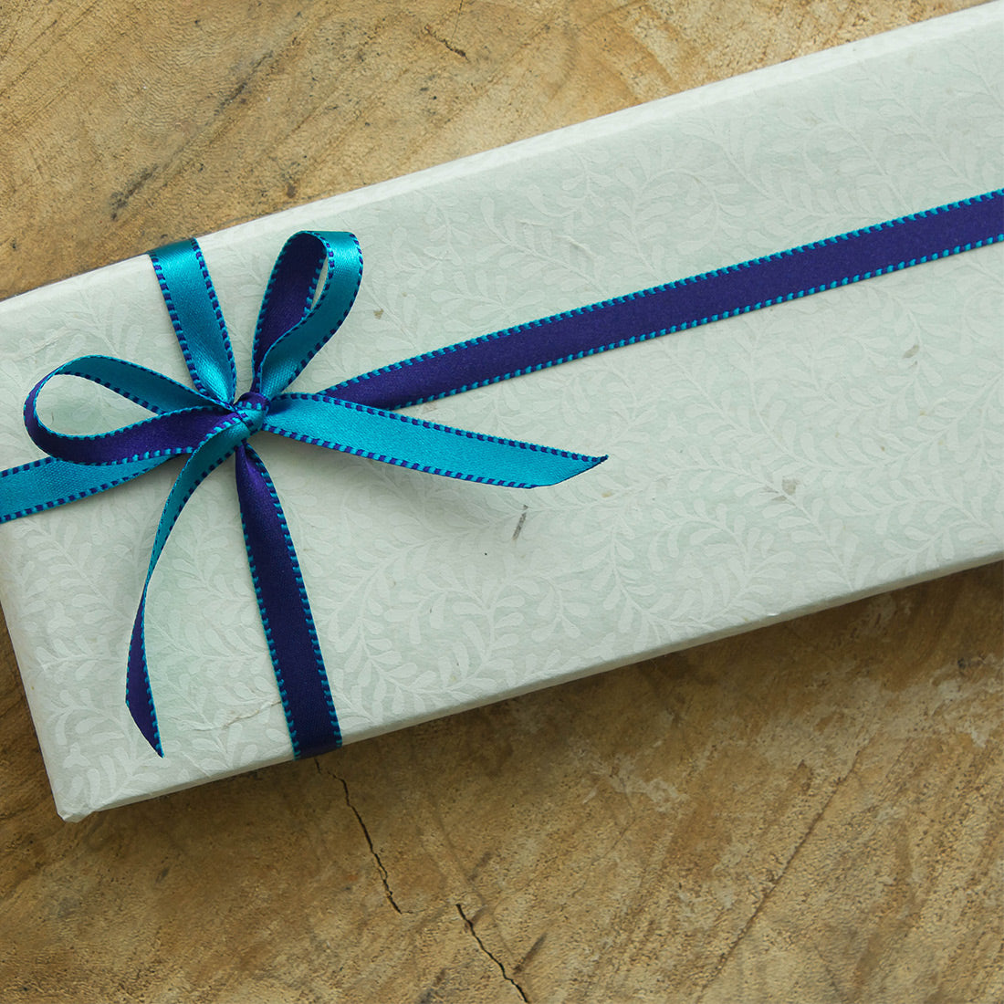 Turquoise Color Box With Ribbon Turquoise & Blue - Reversible Ribbon – Meraki Wraps