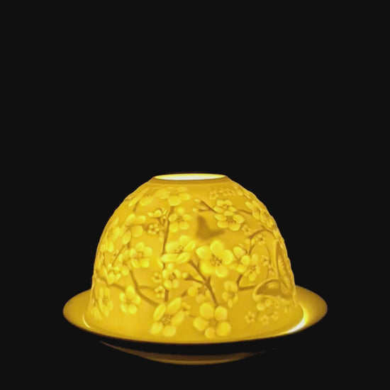 Load and play video in Gallery viewer, Spring Blossom Tea Light
